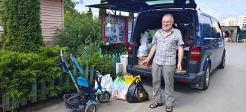 Социальная служба храма Рождества Христова в Черневе передала помощь Дому Милосердия