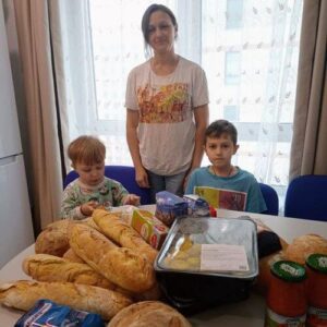 Подопечным семьям в ноябре передали благотворительную помощь