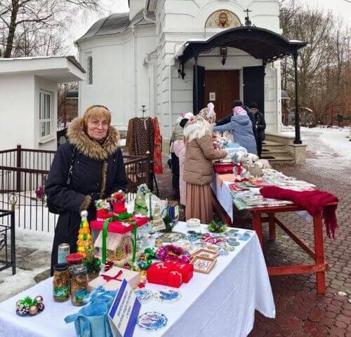 Новогодний Молебен и благотворительная ярмарка прошли в храме Рождества Христова в Чернёве