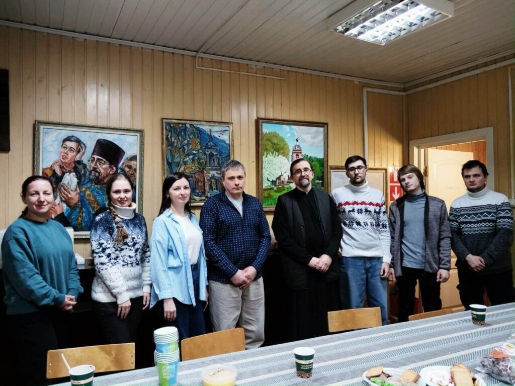 Пятница в Воскресной школе: место встречи изменить нельзя