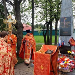 Благодарственный молебен за дарование Победы в Великой Отечественной войне в храме Рождества Христова в Черневе