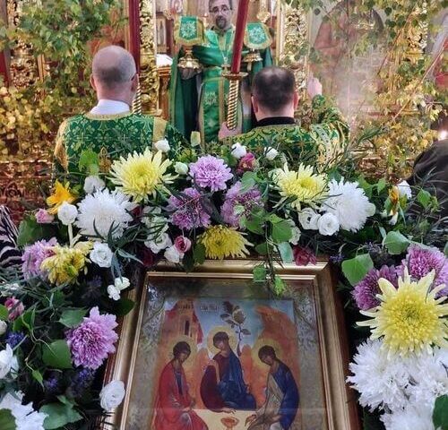 С Днём Святой Троицы! Пятидесятница — день рождения Церкви